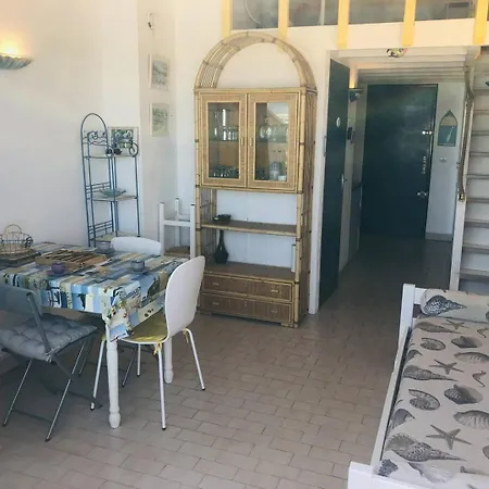 Appartement Mezzanine 4 Couchages Cap D'agde Naturisme Cn010-595 Agde